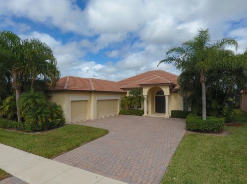 940 Grand Reserve Blvd, Fort Pierce, FL 34986-2343