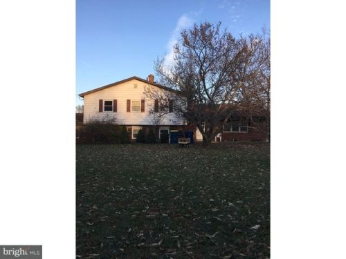 1240 Limekiln Pike, Prospectville, PA 19002-1132