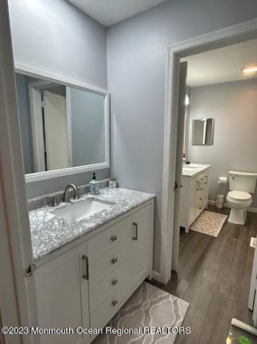 20 Bradford Dr, Old Bridge NJ  08857-3103 exterior