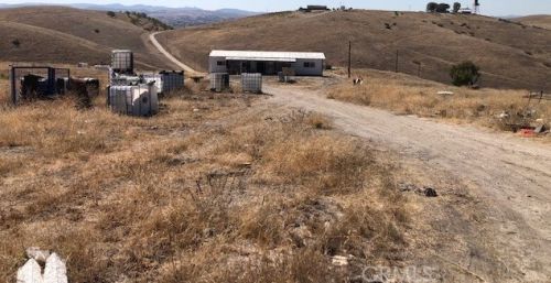 3696 Yosemite Pl, Lake Nacimiento CA  93446-7485 exterior