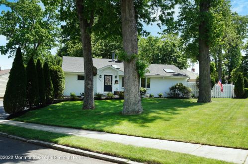 1299 Wickapecko Dr, Tinton Falls, NJ 07712-4737