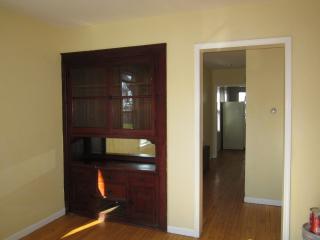 2837 Palmer St, Milwaukee WI  53212-2435 exterior