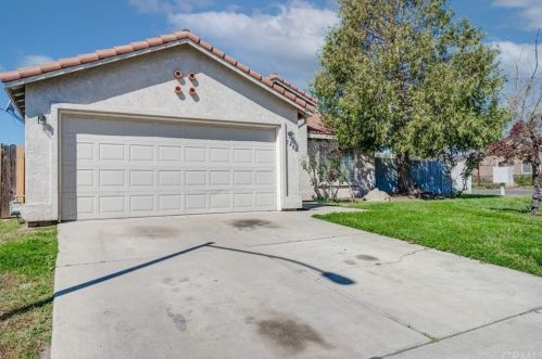 7485 Peridot Ave, Winton, CA 95388-9250
