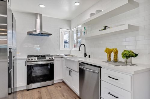 1216 Champagne Ln, San Jose CA  95132-3018 exterior