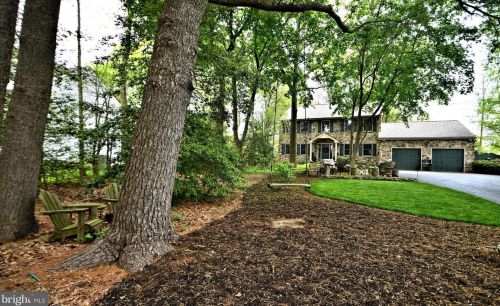 118 Springdale Ln, Lansdale, PA 19446-1489