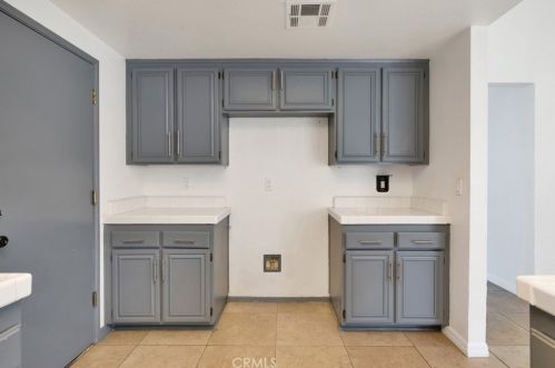 43817 Amy Ct, Lancaster CA  93535-4471 exterior