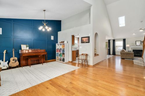 7440 Old Riv Dr, Blacklick OH  43004-7126 exterior