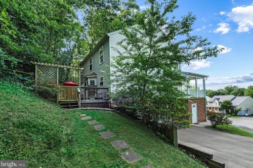 10100 Chatham Ct, Fredericksburg VA  22408-9566 exterior