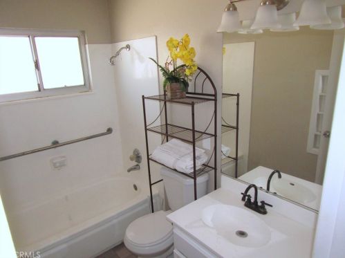 16688 Zenda St, Victorville CA  92395-3936 exterior