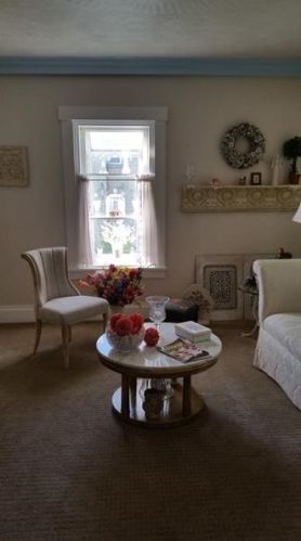 1431 Grove Rd, Pittsburgh, PA 15236-1612
