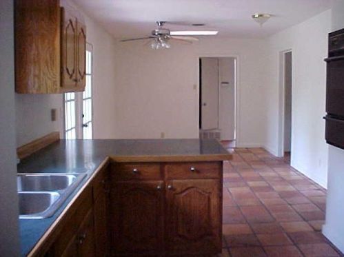 1426 Nantucket Dr, Richardson, TX 75080-4149