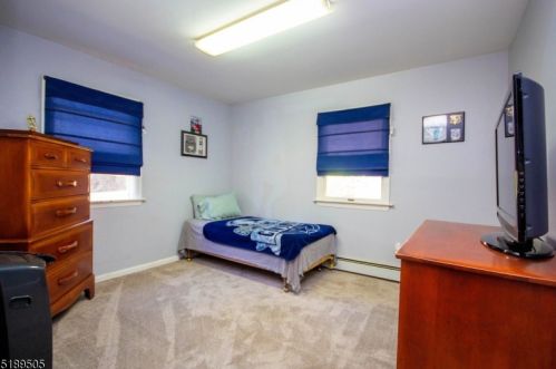 80 Clark Rd, Wantage NJ  07461-3112 exterior