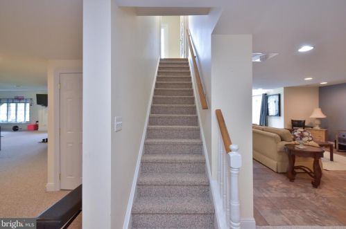 116 Osborne Cir, Kennett Sq PA  19348-1910 exterior