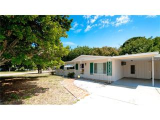6443 Case Ave, Bradenton, FL 34207-5619