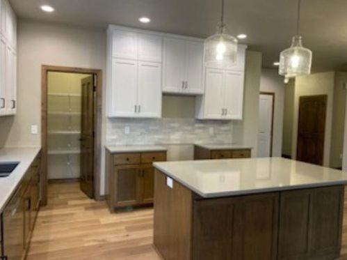 3815 Shore Crest Ln, Green Bay, WI 54311-9147
