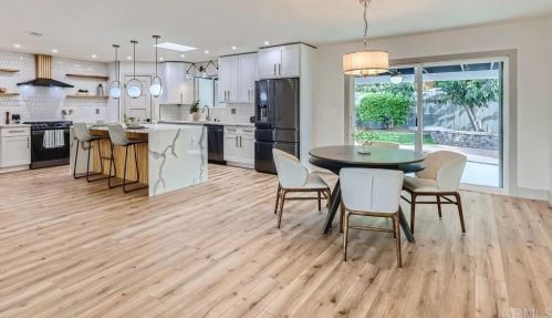 7445 Golfcrest Dr, San Diego CA 92119-1202 exterior