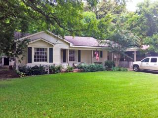 374 Albert Ave, Shreveport, LA 71105-2906