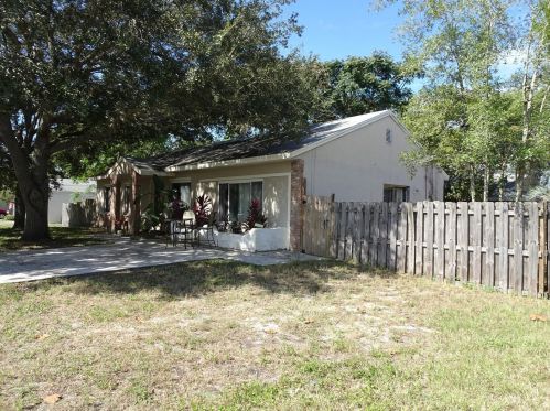 1495 Indiana Ave, Palm Harbor, FL 34683-4114