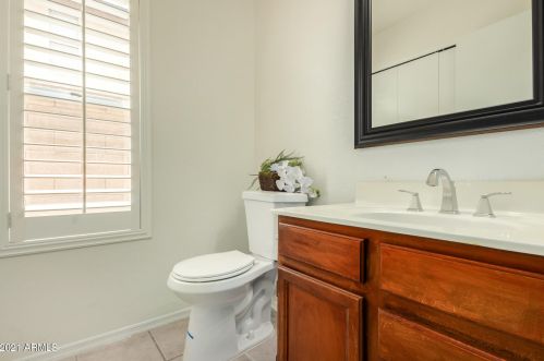 4760 Wahalla Ln, Glendale AZ 85308-7075 exterior