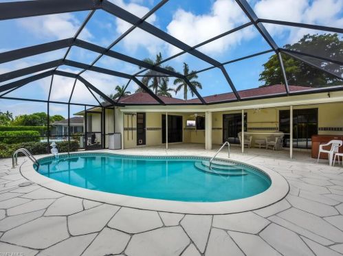223 Bay Meadows Dr, Naples, FL 34113-8302