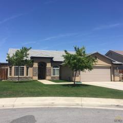 658 Mountain Mist Ct, Bakersfield, CA 93308-9253