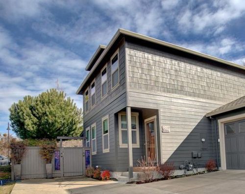 994 Stoneridge Ave, Ashland, OR 97520-9163
