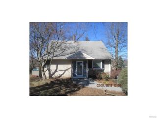 66 Ohio Ave, Congers, NY 10920-2512