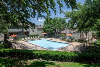 2601 Southeast Loop 323, Tyler TX  75701-6430 exterior