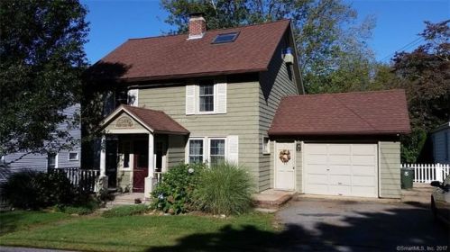 12 Canterbury Tpke, Norwich CT  06360-1803 exterior