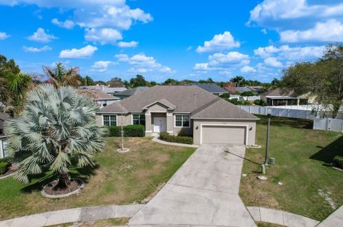 7025 Heatherbrook Dr, Lakeland FL  33809-4623 exterior