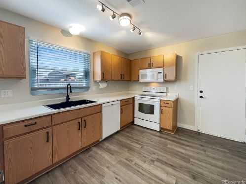 4990 Idalia St, Denver CO  80239-5636 exterior