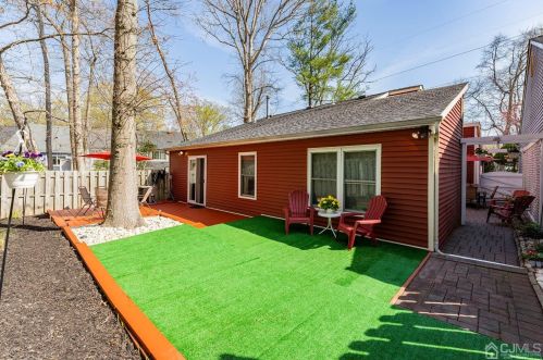 31 Portsmouth Dr, Old Bridge NJ  08857-3116 exterior