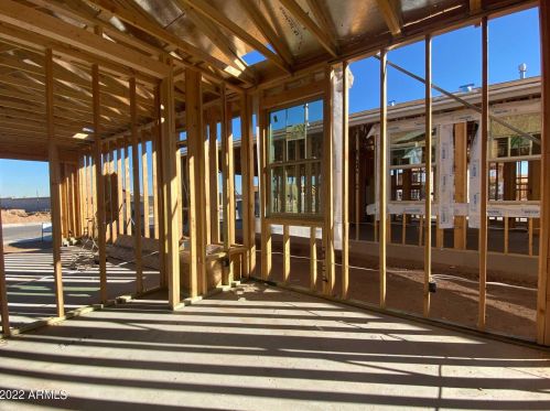 10831 Parkway Dr, Tolleson AZ  85353-4410 exterior