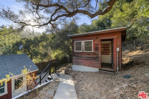 328 Topanga Canyon Blvd, Topanga CA  90290-3838 exterior