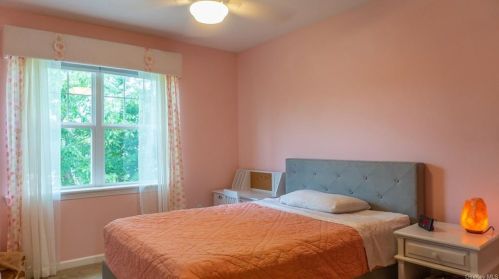 39 Bush Creek Ln, Poughquag NY  12570-5557 exterior