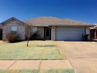 1917 Bluegrass Ct, Oklahoma City, OK 73160-5637