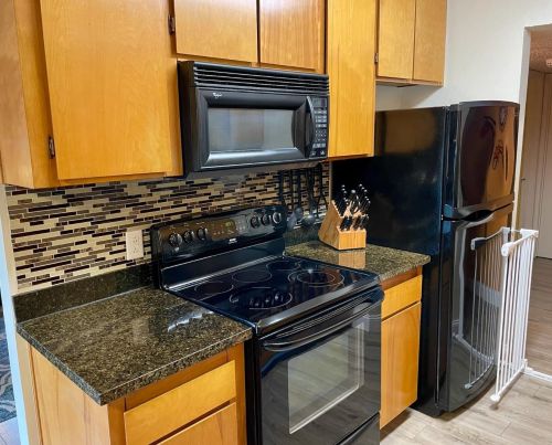 312 Tradewinds Dr, San Jose, CA 95123-6027