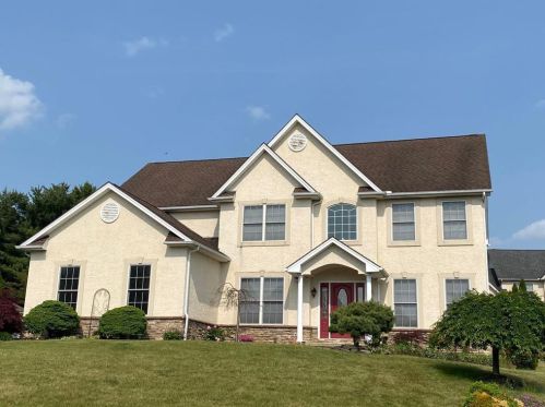5139 Cassidy Dr, Schnecksville, PA 18078-2656