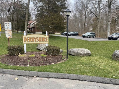 2 Derbyshire, Derby, CT 06418-2234