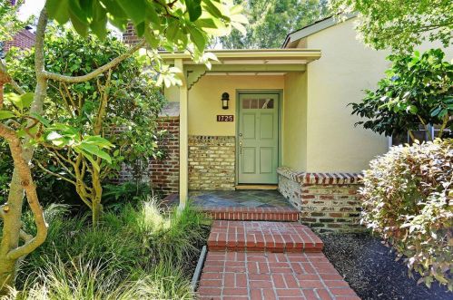 1725 Hampton Ave, Redwood City CA  94061-2608 exterior