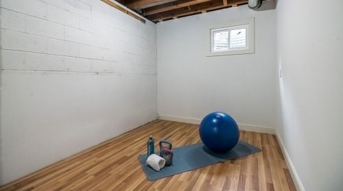 646 Westland Dr, Gibsonia PA  15044-9352 exterior