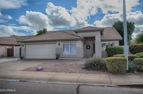 353 Thompson Pl, Chandler, AZ 85286-7041