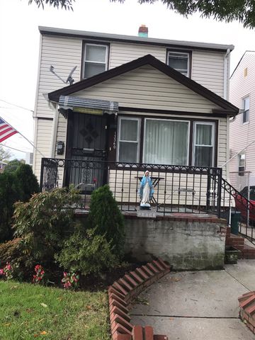 13360 118th St, Jamaica, NY 11420-3140
