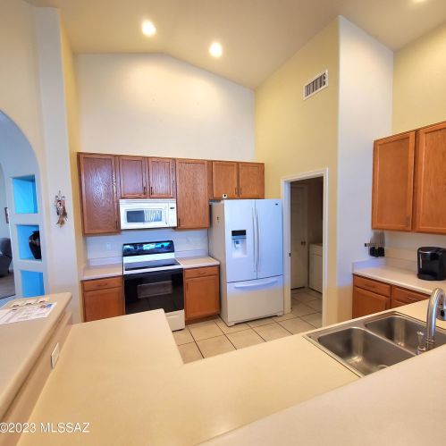 3854 Cetus St, Tucson AZ  85742-5015 exterior