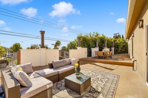 2340 Robinhood Pl, Orange CA  92867-1851 exterior