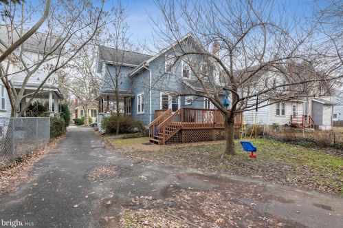 261 Crestmont Ter, Camden NJ  08108-1303 exterior