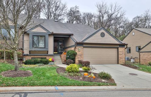 7 Diplomat Dr, Cincinnati, OH 45215-2074