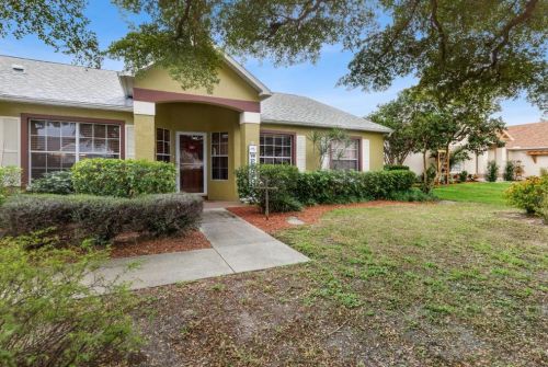 168 Plantation Cir, Naples, FL 34104-6400