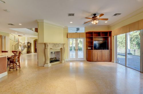 4255 Gleneagles Dr, Boynton Beach FL  33436-4914 exterior