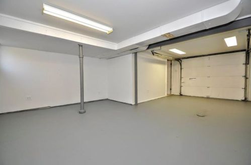 302 Sceneridge Rd, Mckeesport PA  15133-2222 exterior